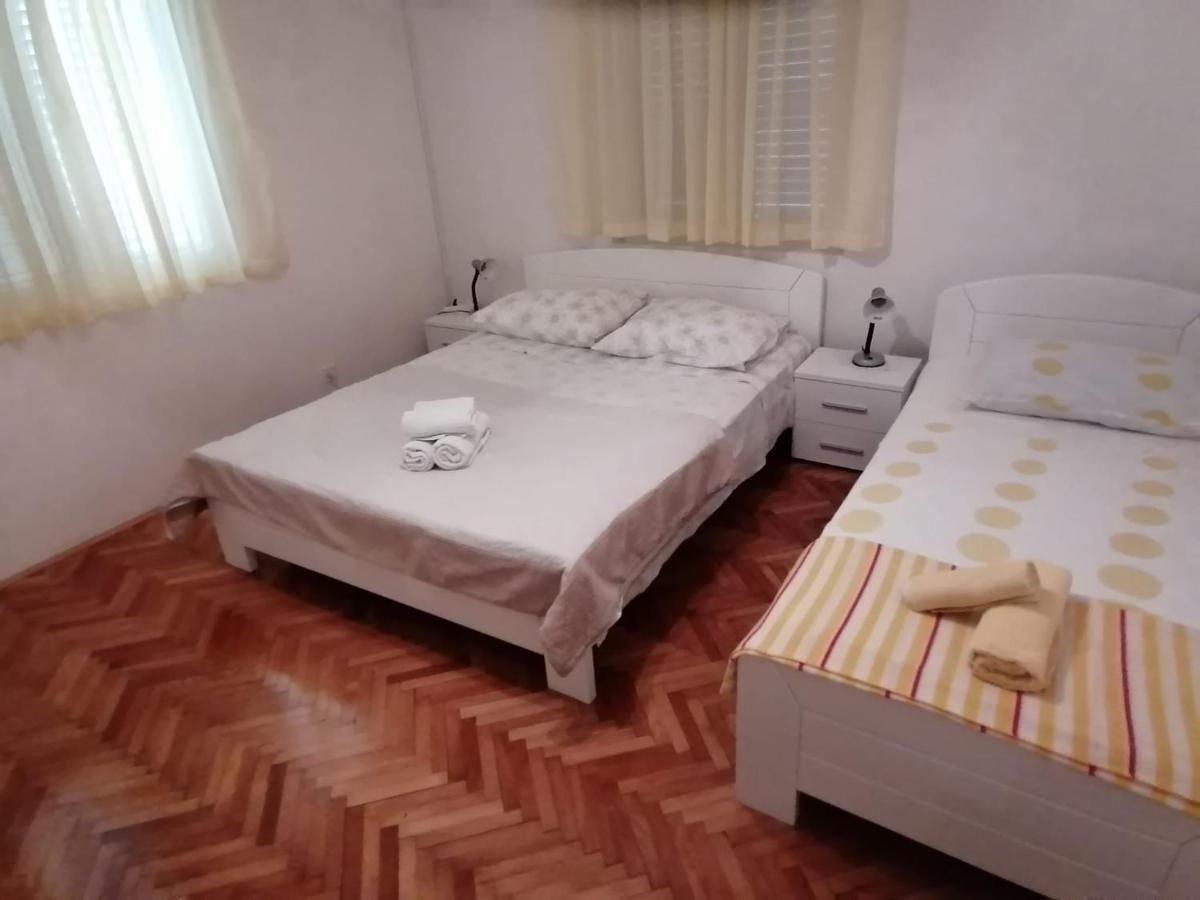 Apartments Piko2 Jelsa  Zewnętrze zdjęcie